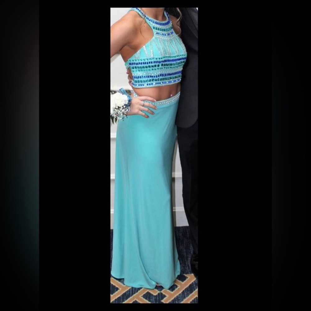 Women’s prom dress